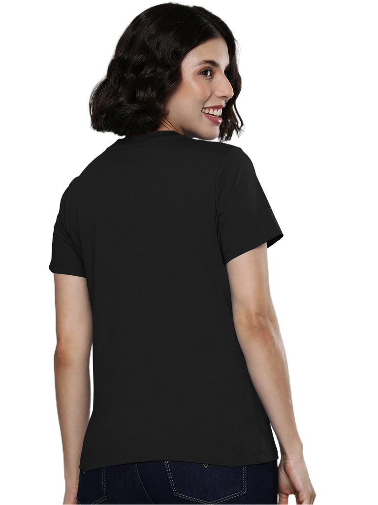 Lazychunks Women Black Round Neck Half Sleeve Solid Tshirts.